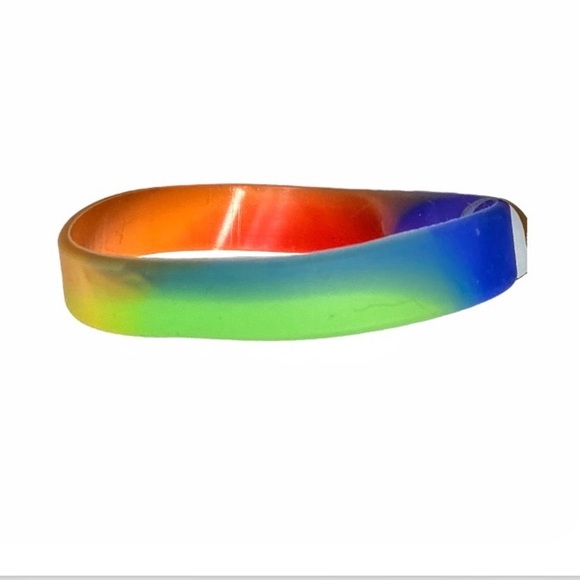 NWT Rainbow Pride Silicone Bracelet - Picture 5 of 8